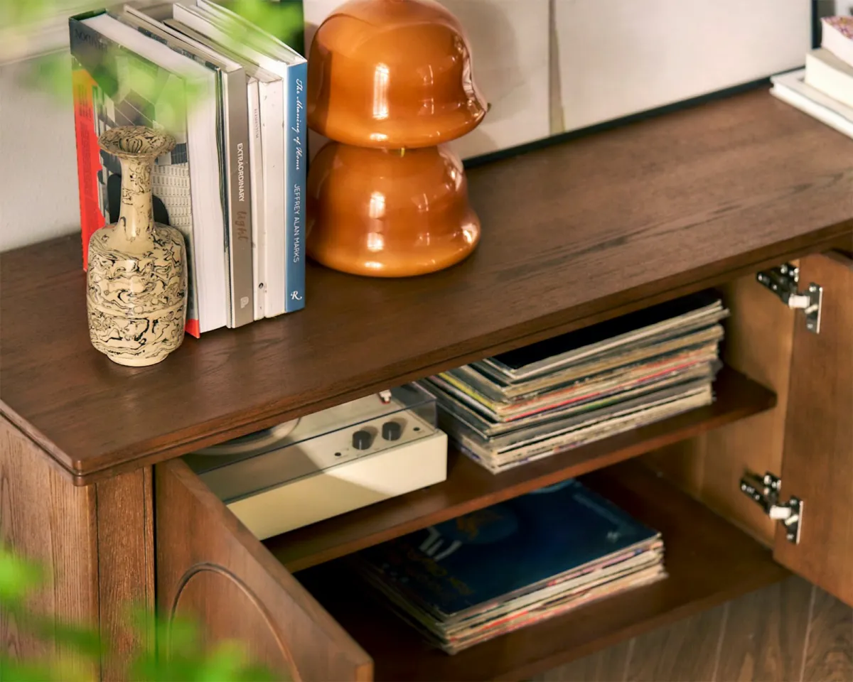 Atelier Rava TV Stand