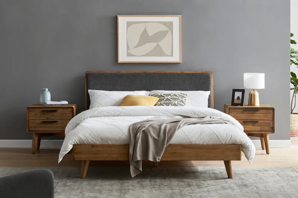 Seb Nightstand
